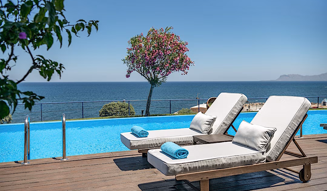 TW05-pool-panorama-hotel-agii-apostoli-crete-greece